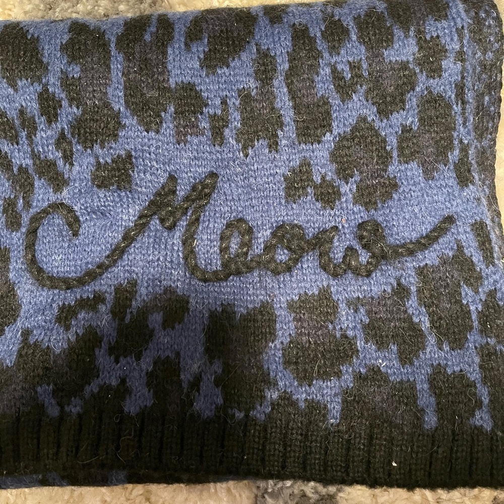 Kate spade reversible Meow scarf